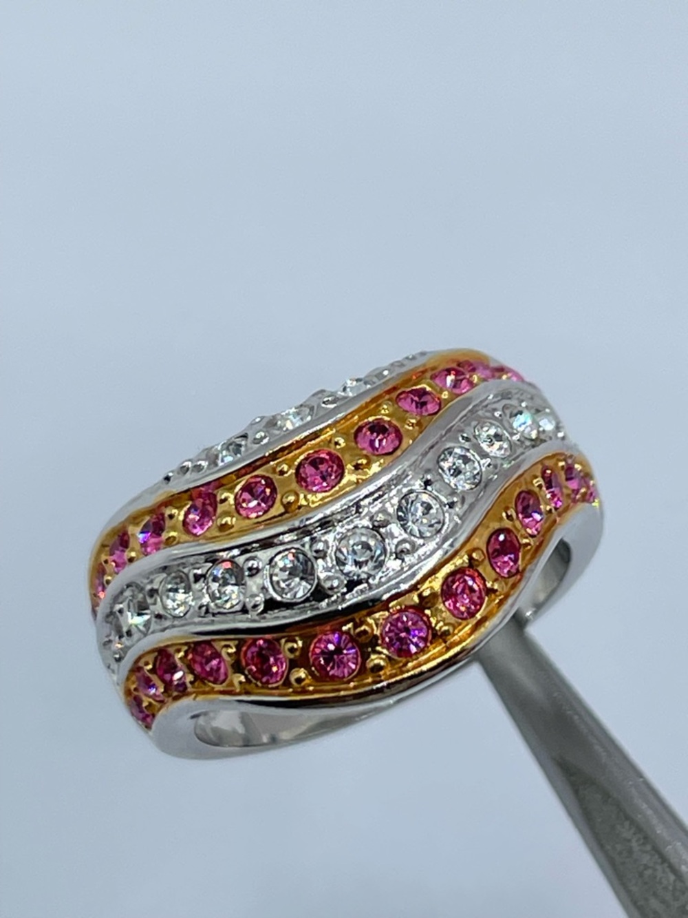 Swarovski Crystal Pink White Diamond CZ Ring Silver Wave Band Size 7 Modern